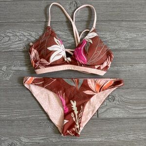 NWOT Hurley Floral and Polka Dot Reversible Bikini Set in Pink and Brown Small